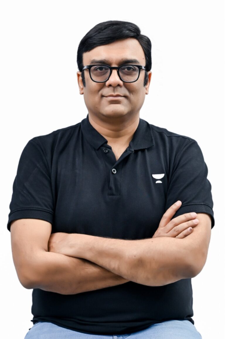ताजनगरी में गूंज रहा एक ही नाम: डॉ. गगन बोहरा और NEET Success का तूफान